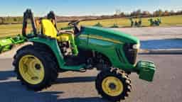 2005 John Deere 3720 Image