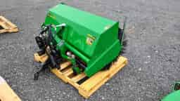 2023 John Deere 60″ HD Front Broom Image