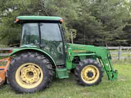 2003 John Deere 5320 Image