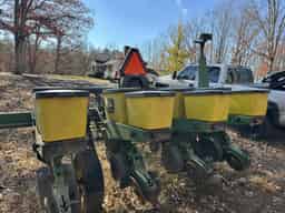 2003 John Deere 1750 Image