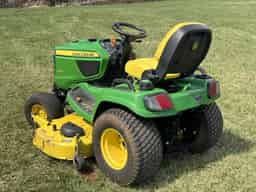 2015 John Deere X750 Image