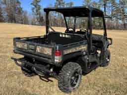 2022 John Deere XUV 835M Image