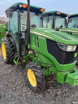 2018 John Deere 5090GV Image
