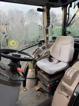 2018 John Deere 5090GV Image