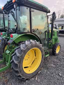 2018 John Deere 5090GV Image