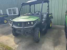 2024 John Deere XUV835M Image