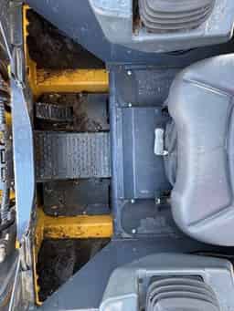 2023 John Deere 317G Image