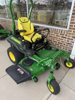2023 John Deere Z930M Image