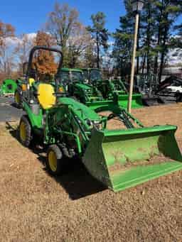2021 John Deere 2025R Image