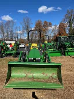 2021 John Deere 2025R Image