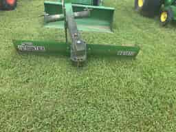 2004 Frontier RB1072 Image