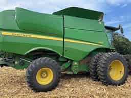 2012 John Deere S660 Image