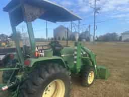 2010 John Deere 790 Image