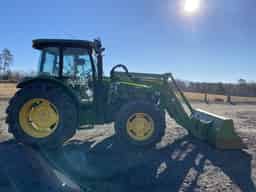 2018 John Deere 5115M Image