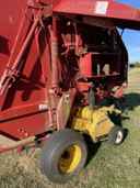 2011 New Holland BR7070 Image