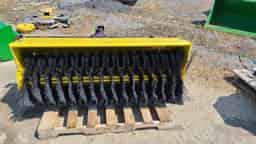 2021 John Deere 60HD Broom Image