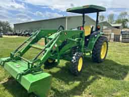 2017 John Deere 4052R Image
