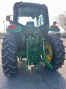 2018 John Deere 6120M Image