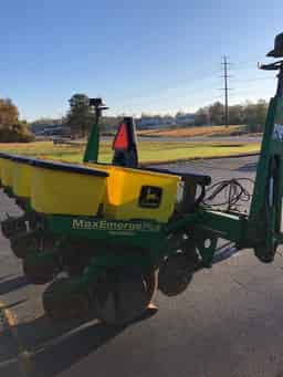 1998 John Deere 1750 Image