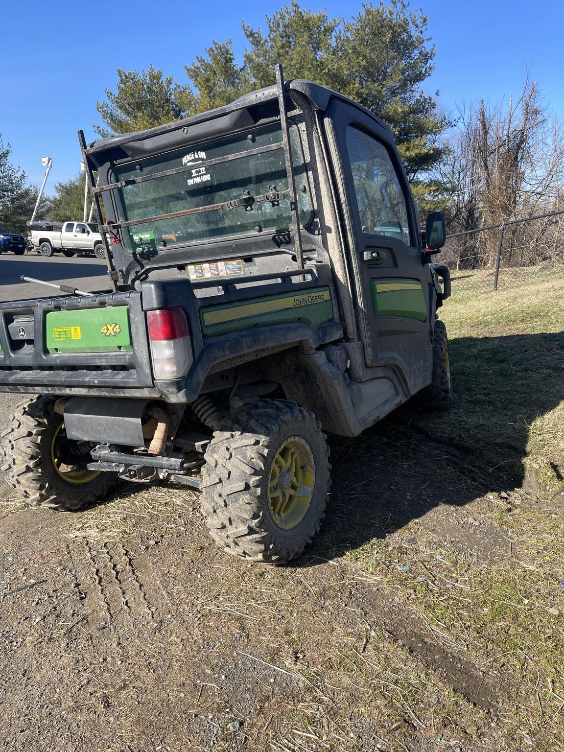 2021 John Deere XUV 835M Image