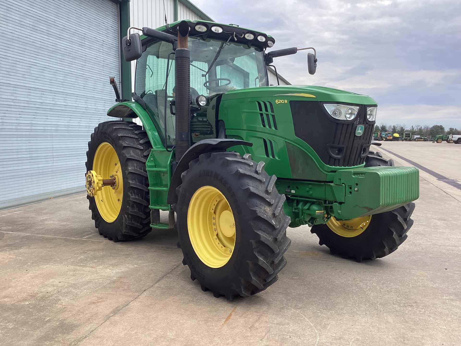 2012 John Deere 6210R Image