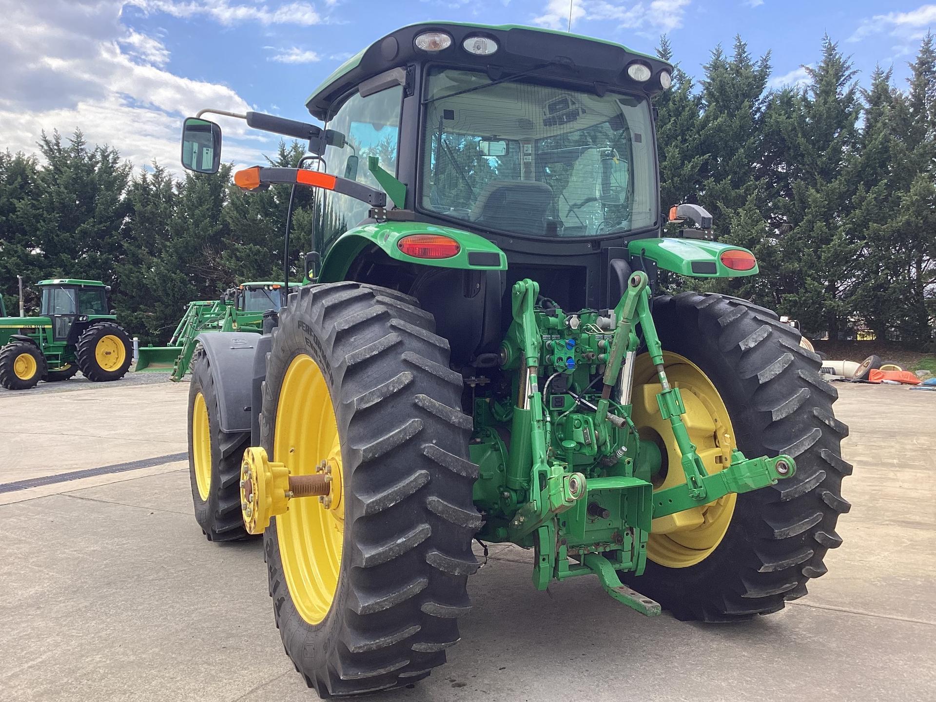 2012 John Deere 6210R Image