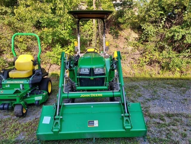 2022 John Deere 3032E Image