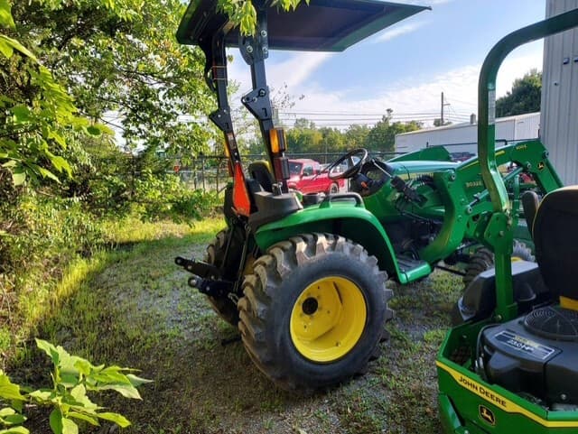 2022 John Deere 3032E Image