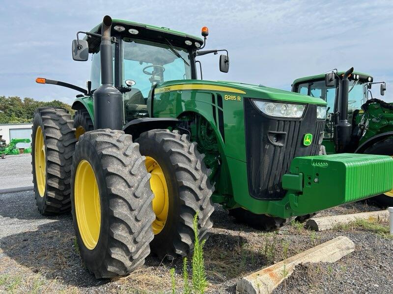 2013 John Deere 8285R Image