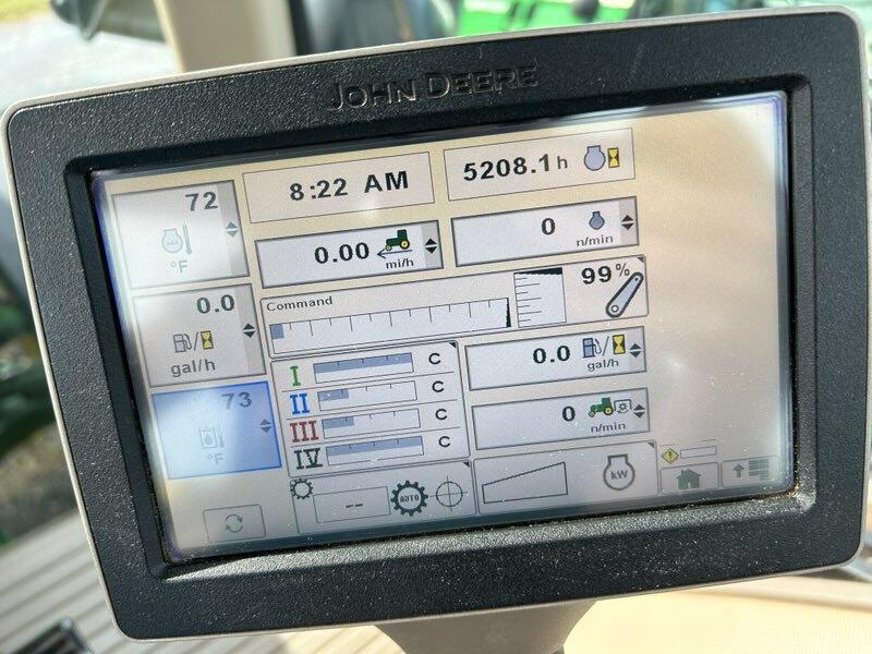 2013 John Deere 8285R Image