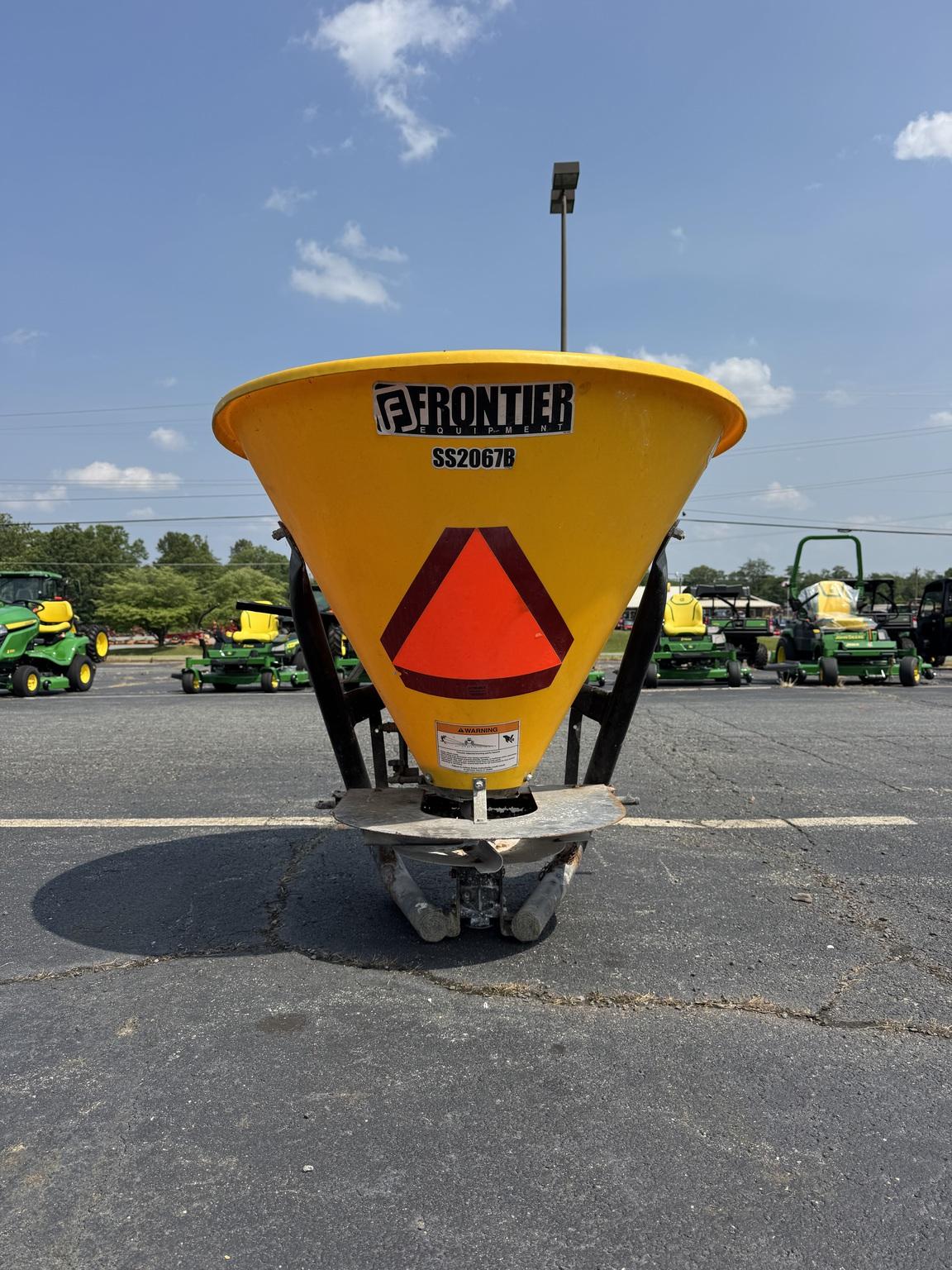 2009 Frontier SS2067B Image