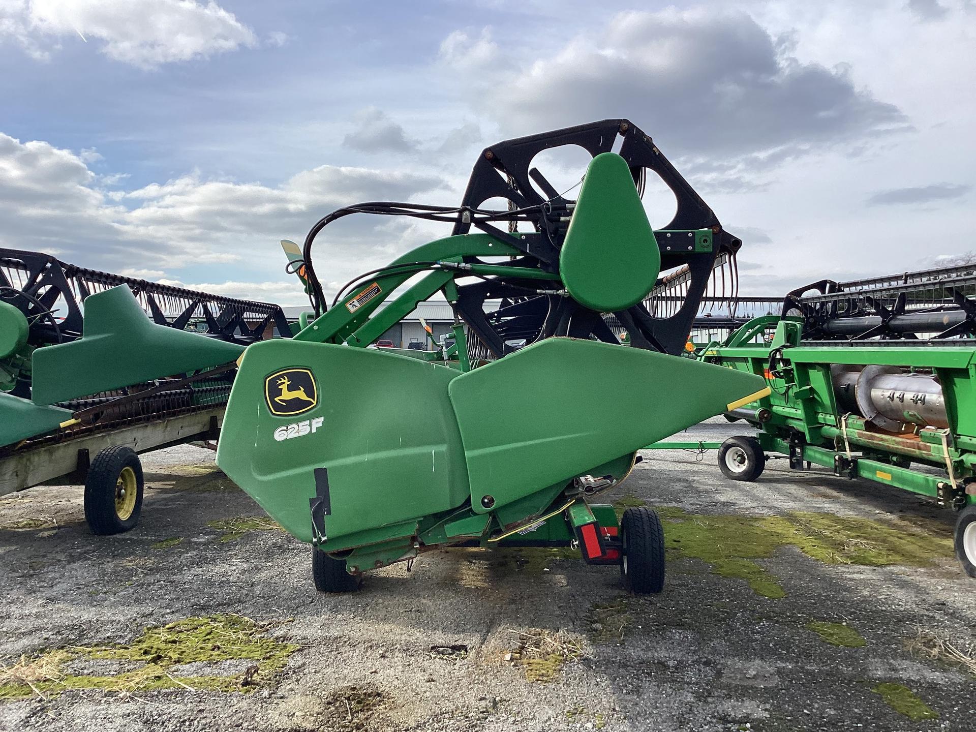 2012 John Deere 625F Image