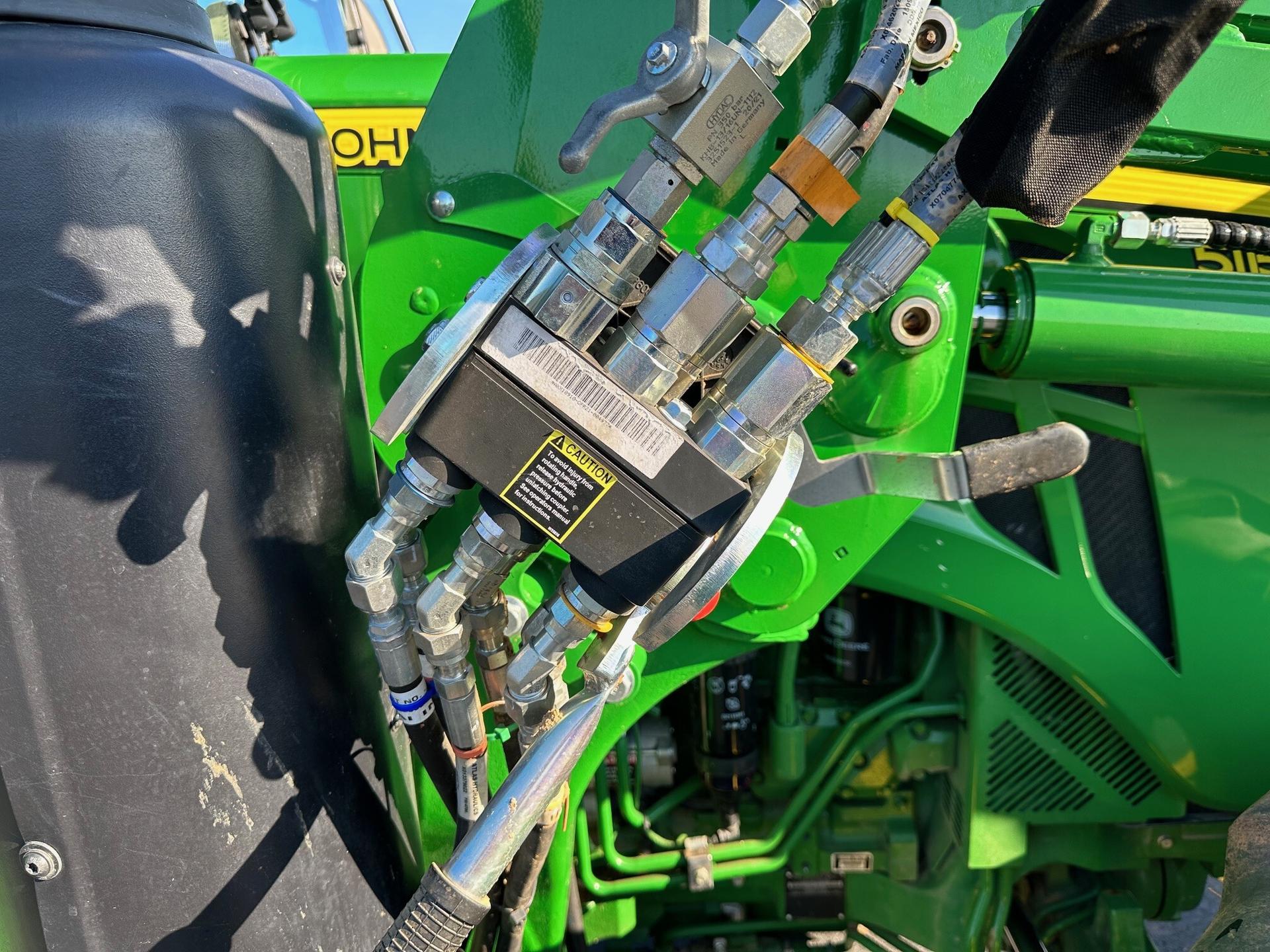 2021 John Deere 5115R Image