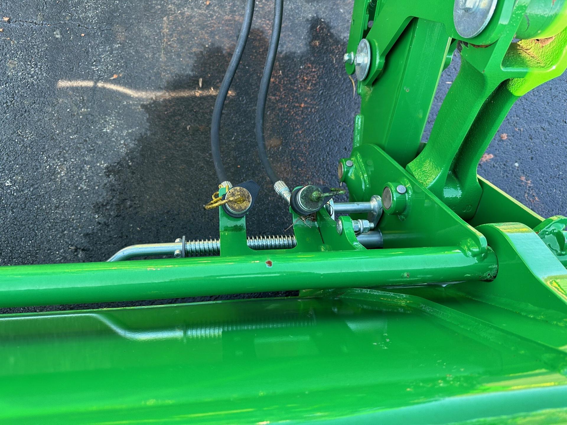 2021 John Deere 5115R Image