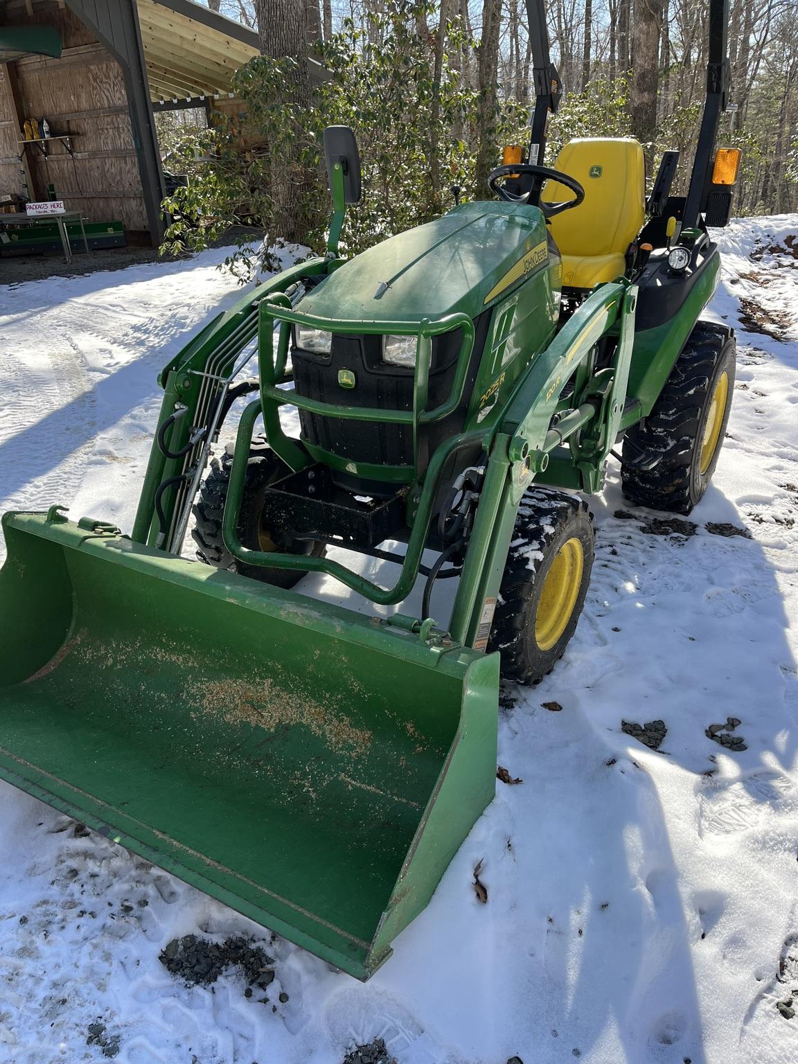 2021 John Deere 2025R Virginia Tractor