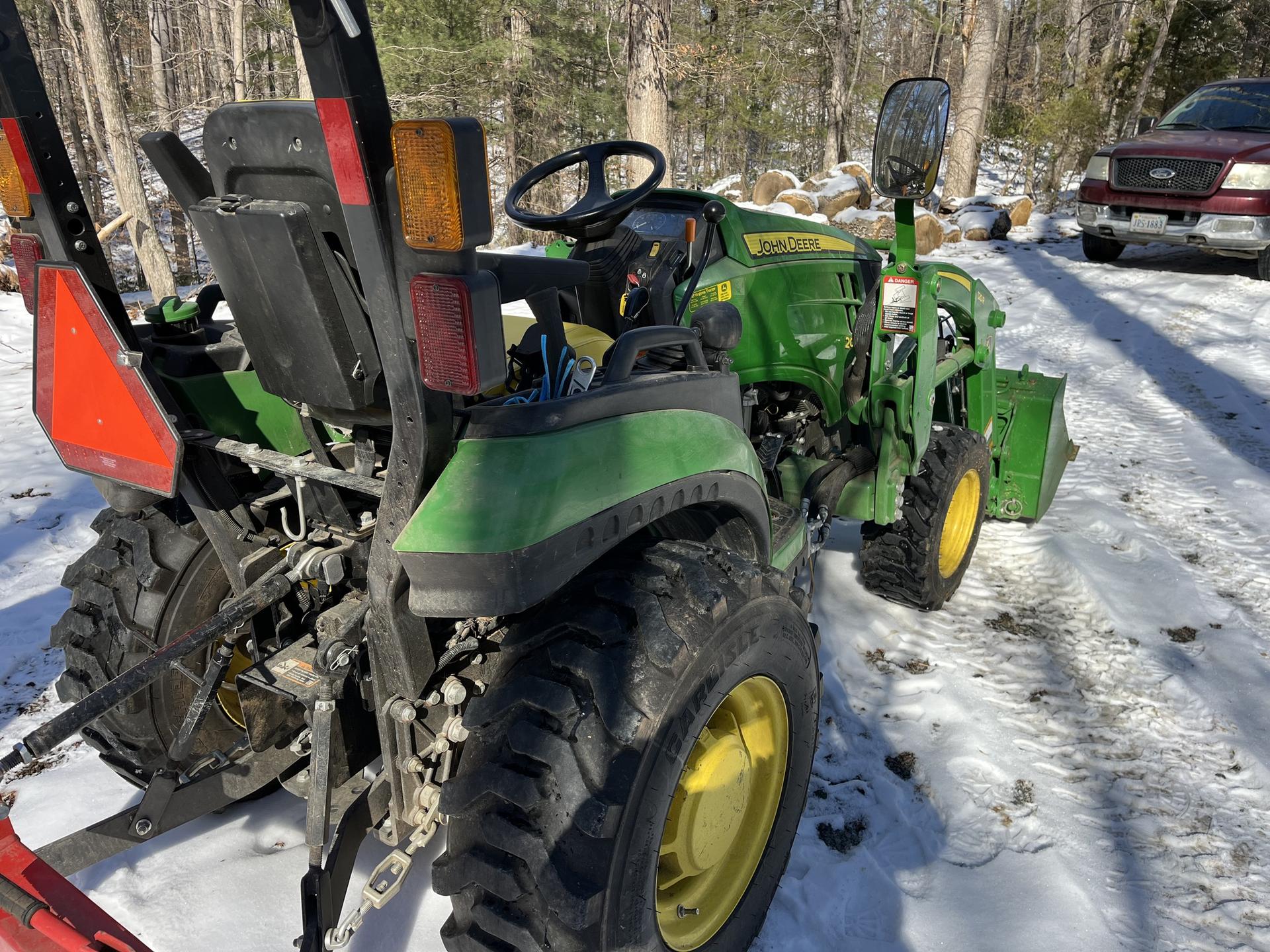 2021 John Deere 2025R Virginia Tractor