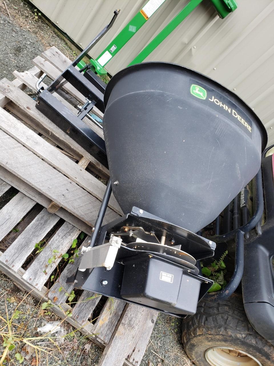 2016 John Deere LP49056 Image