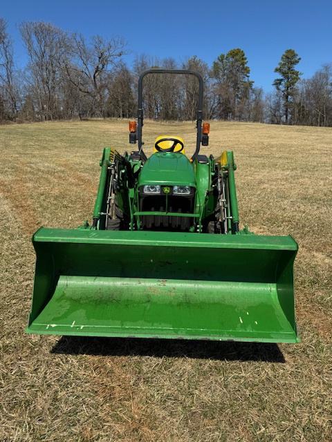 2015 John Deere 3038E Image
