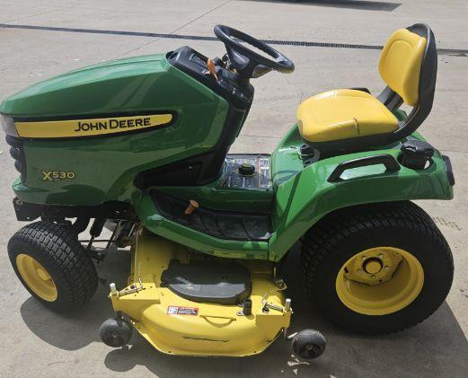 2015 John Deere X530 Image