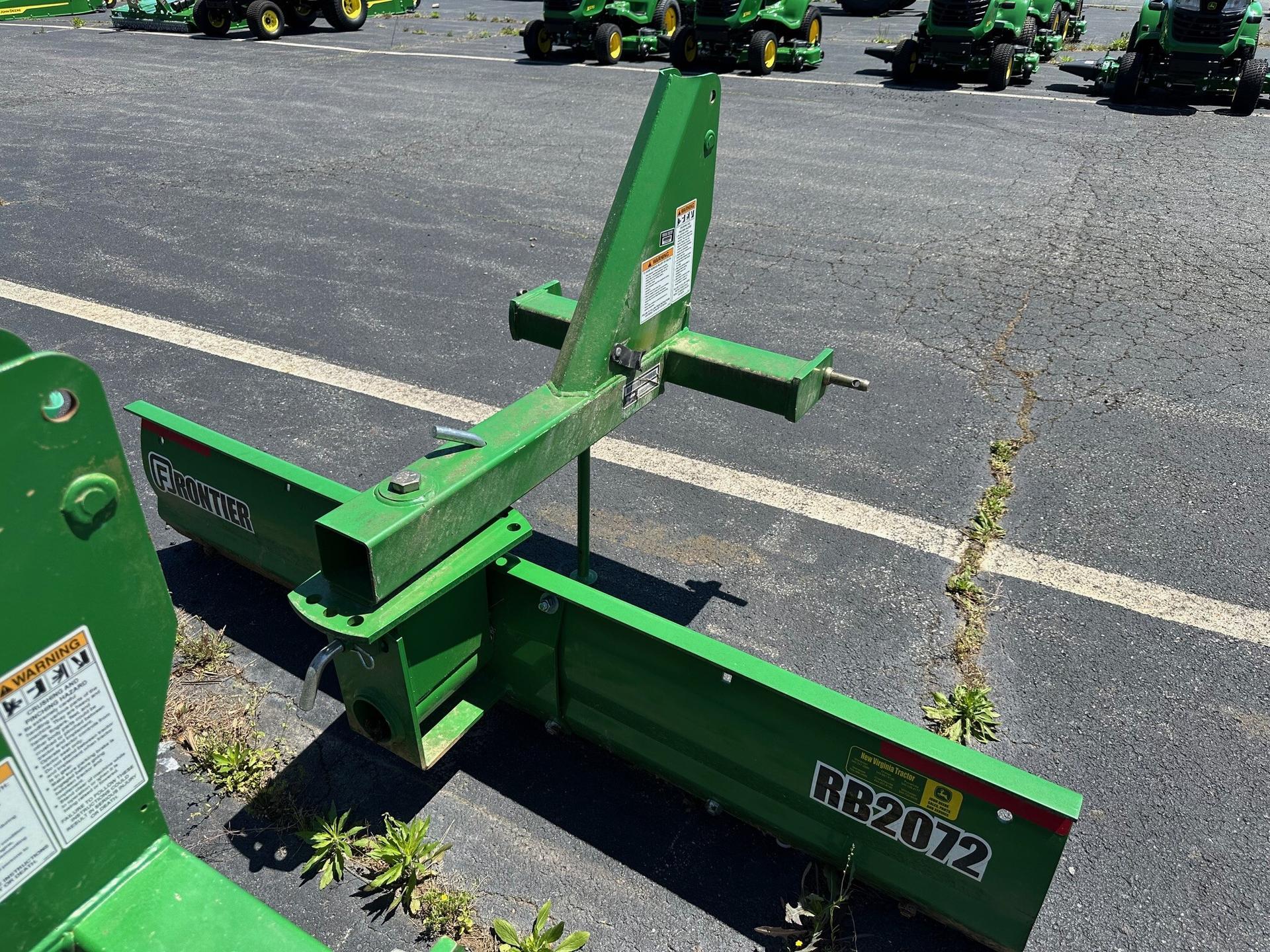 2018 Frontier RB2072 Image