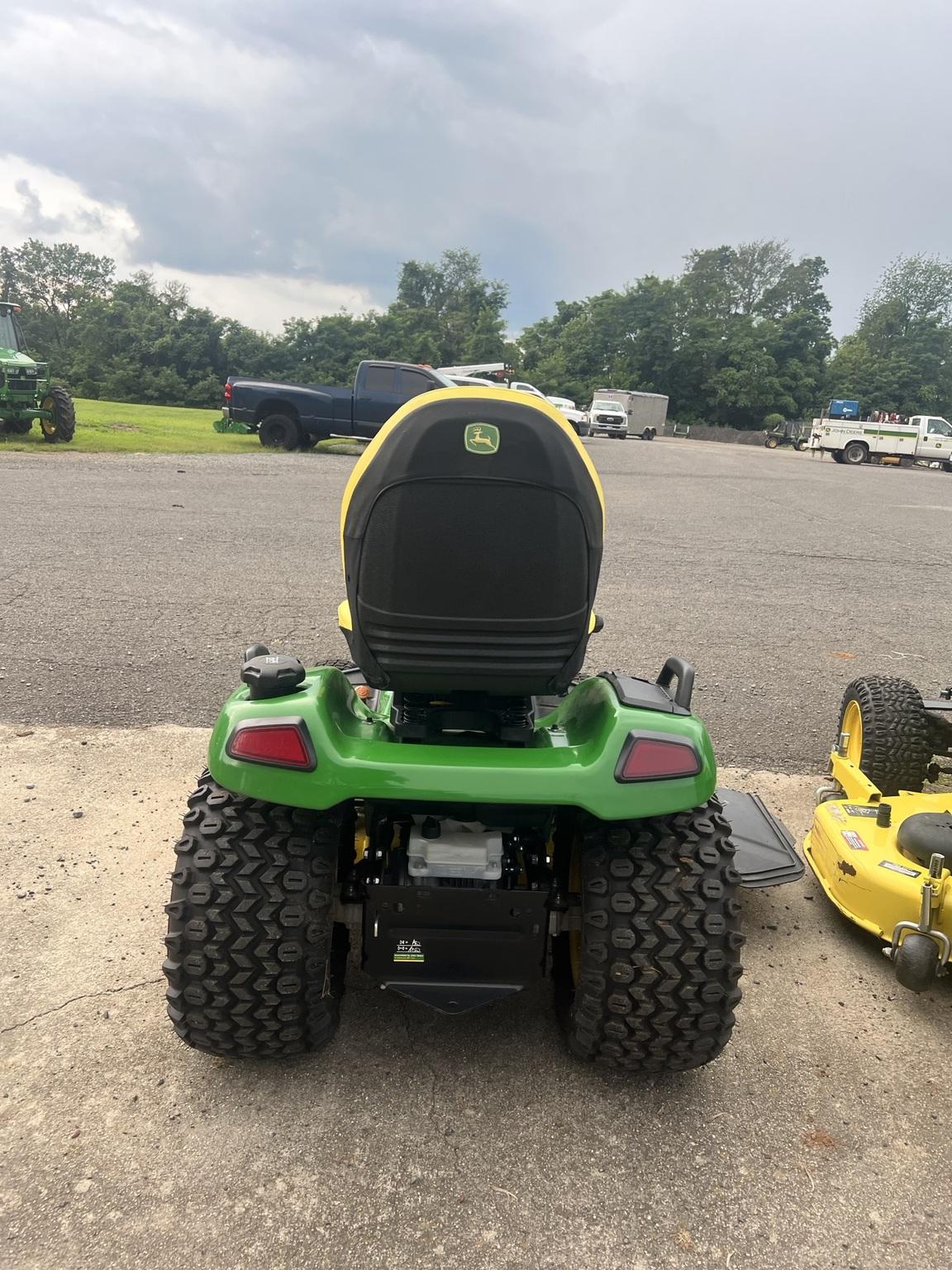 2021 John Deere X590 Image