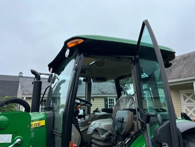 2024 John Deere 5075E Image