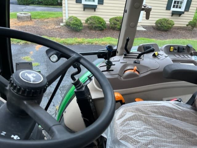 2024 John Deere 5075E Image