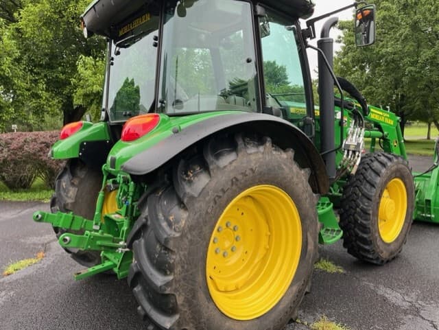 2024 John Deere 5075E Image