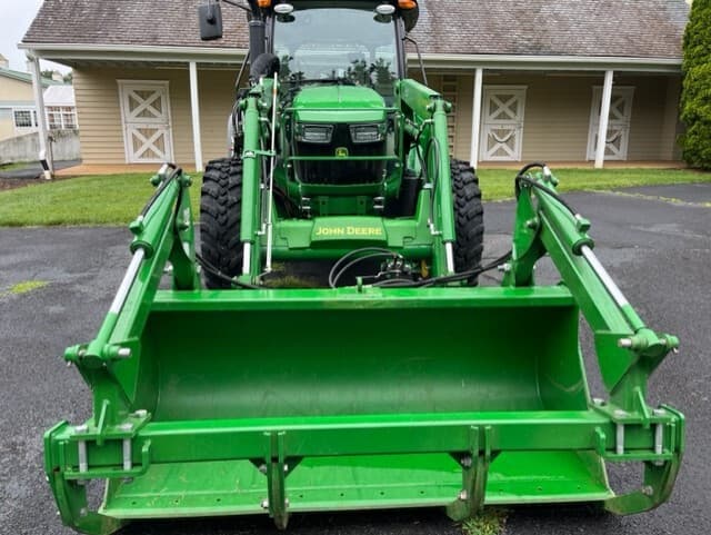 2024 John Deere 5075E Image