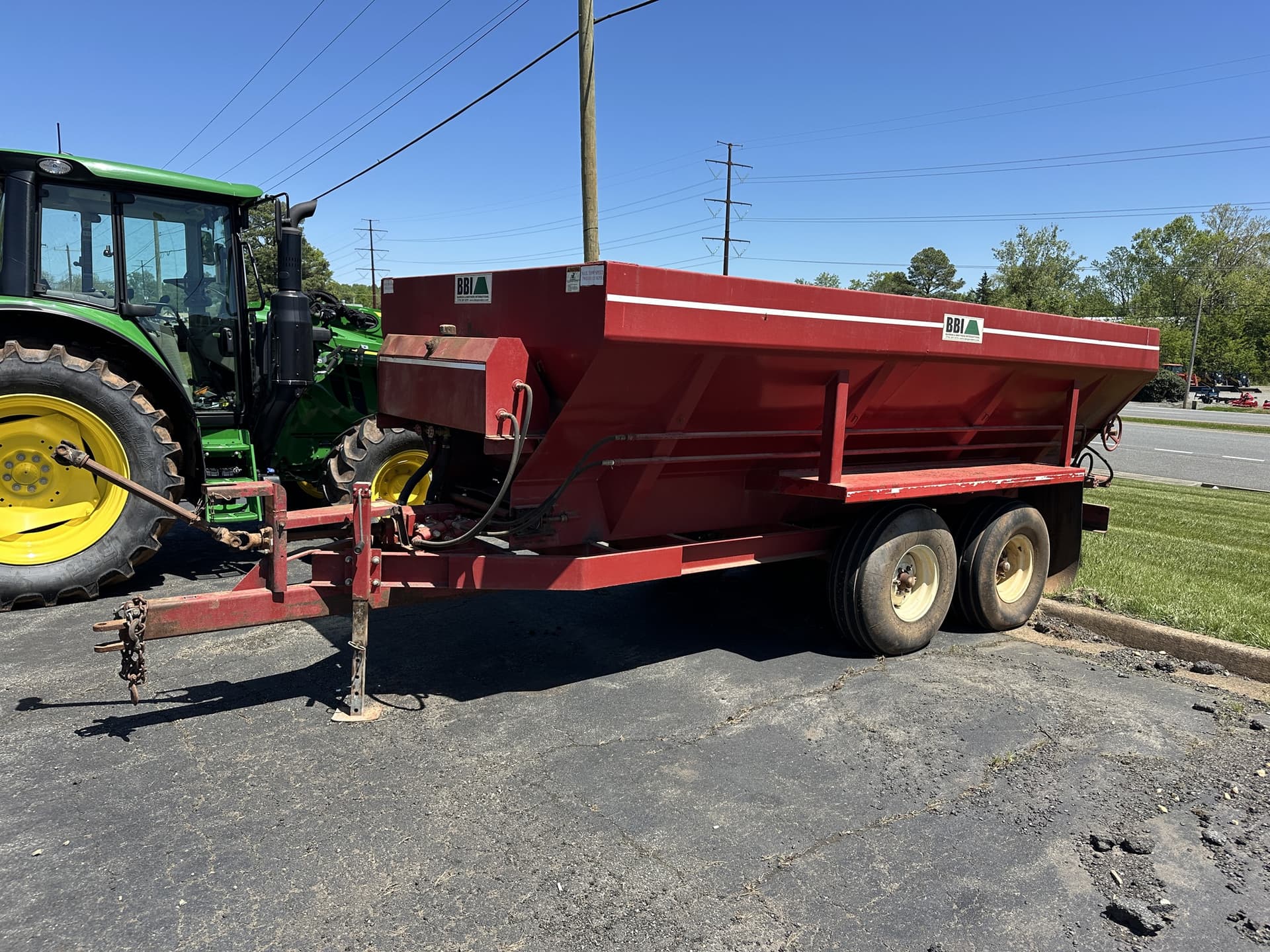 BBI 18’ Litter Spreader Image