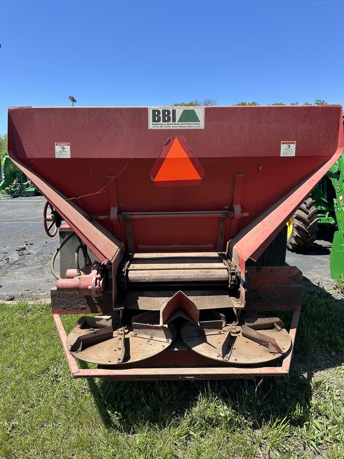 BBI 18’ Litter Spreader Image