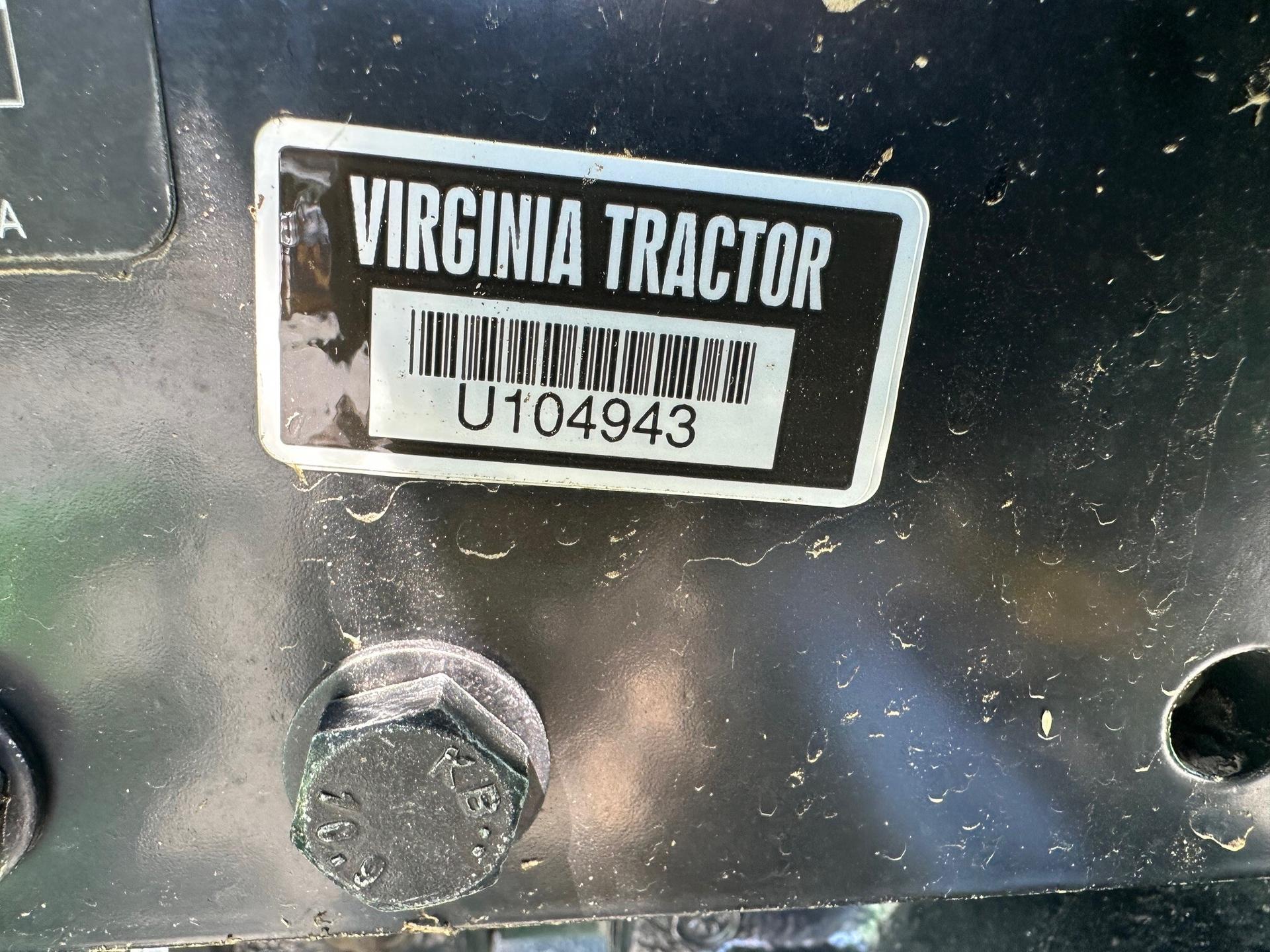 2017 John Deere 2038R Image