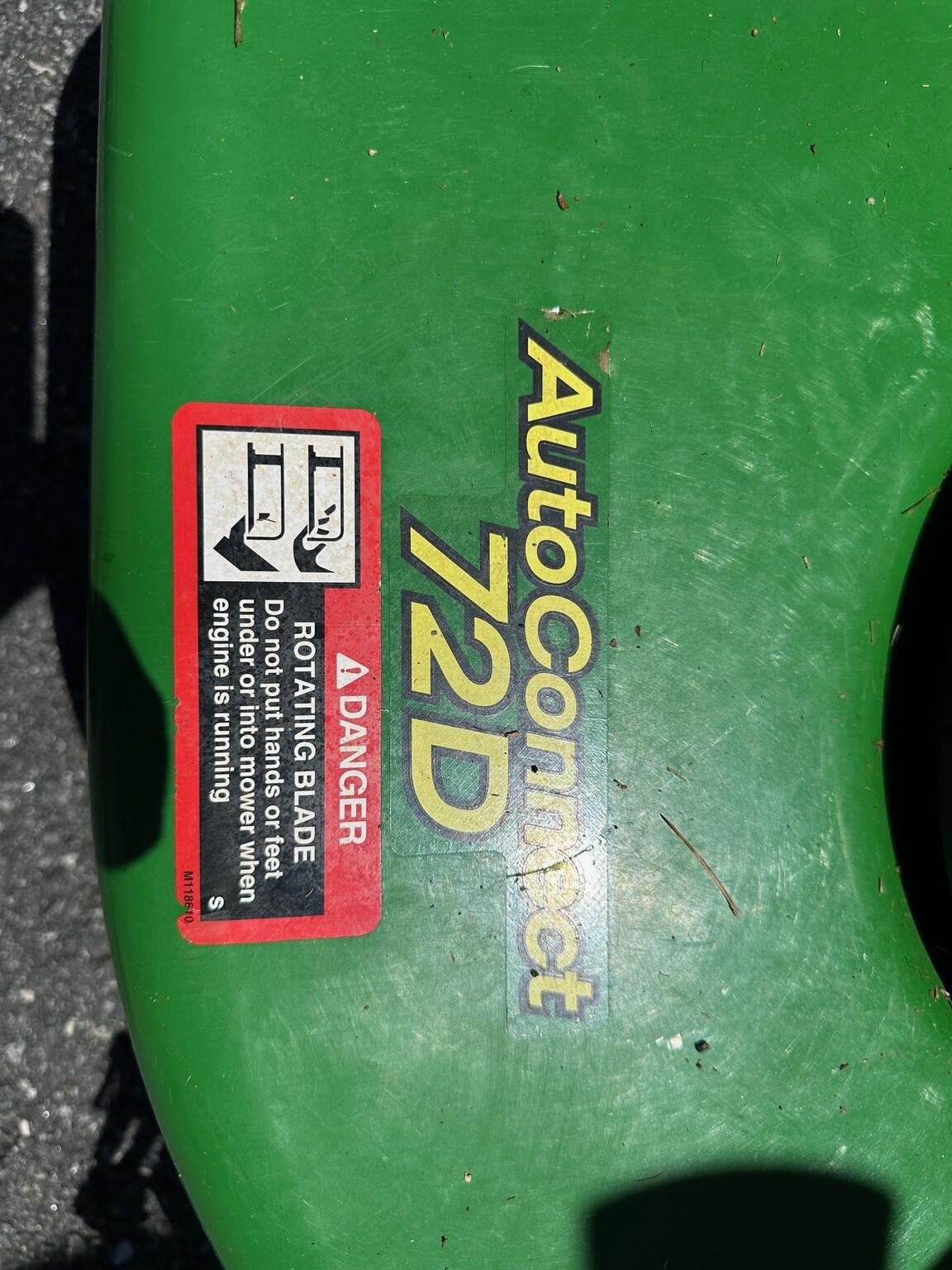 2017 John Deere 2038R Image