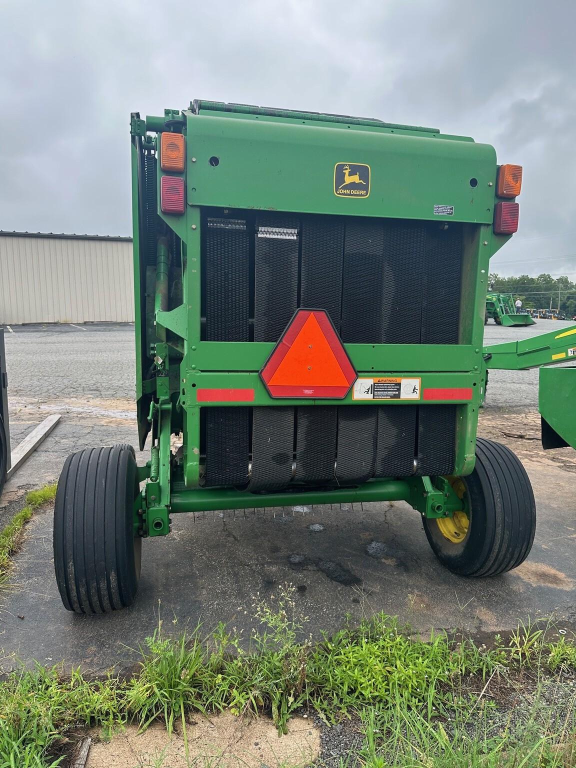 2000 John Deere 456 Image